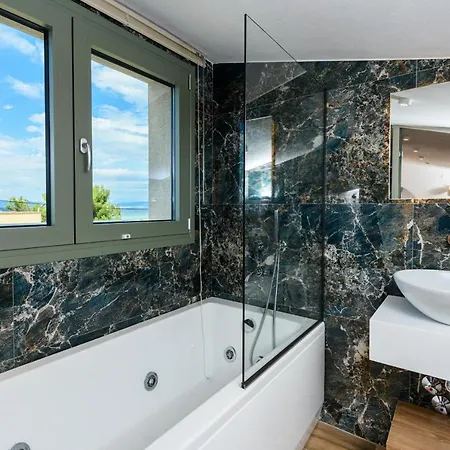 Hotel The Olive Land *