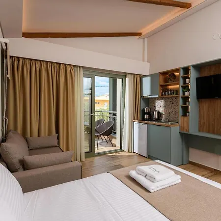 The Olive Land Órmos Prínou