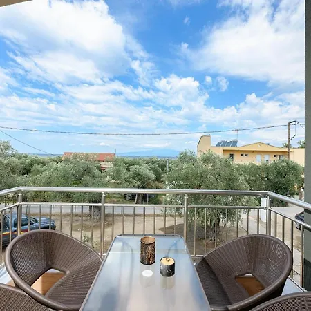 The Olive Land * Órmos Prínou